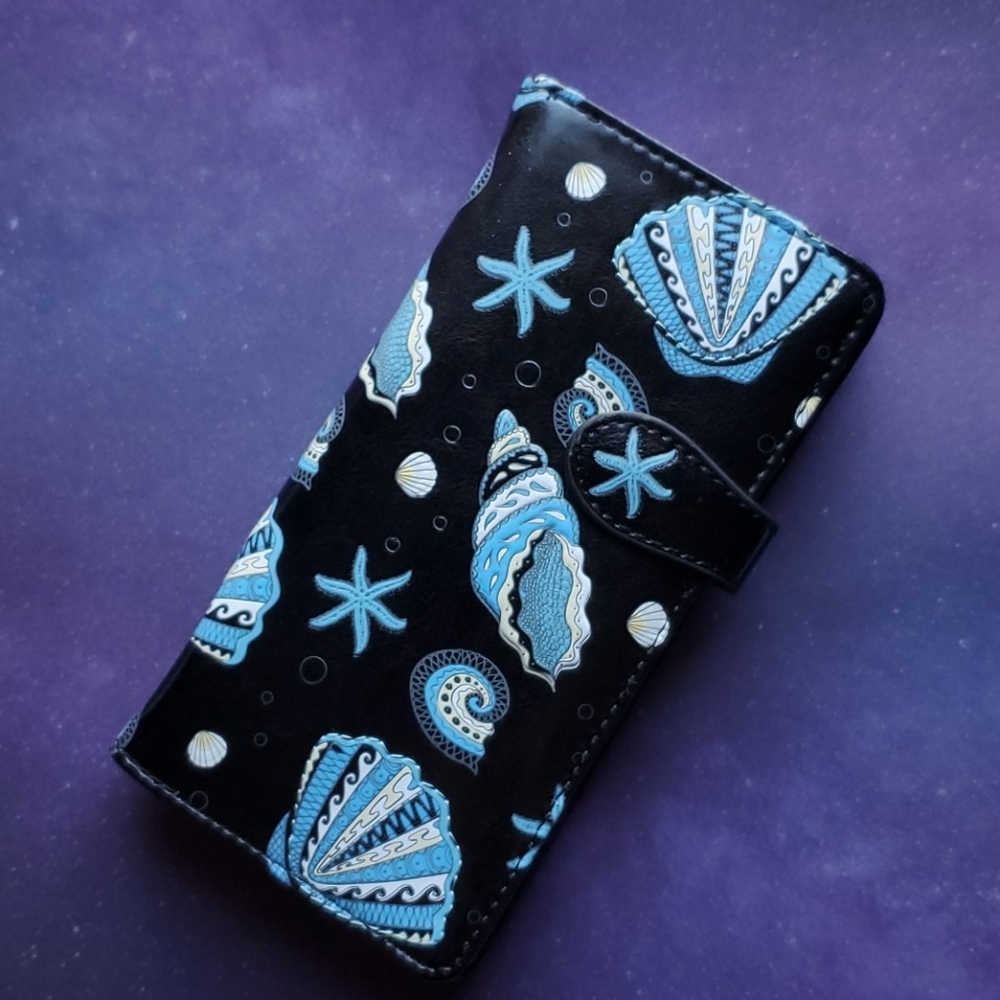 NWT Summer Seashells Wallet - Black Vegan Leather - Picture 7 of 7